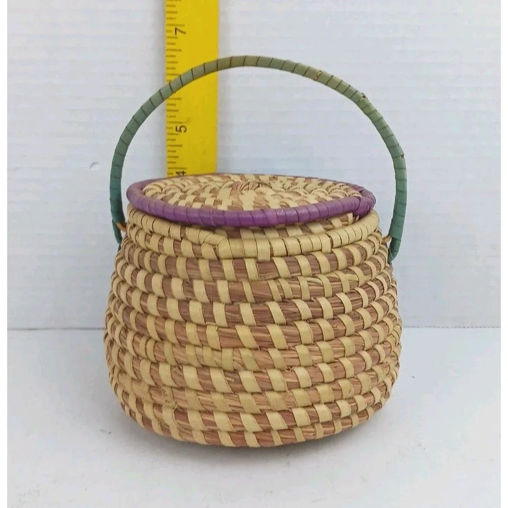Vtg Sweetgrass Basket With Lid Low Country Single Handle Gullah